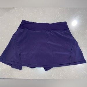 Lululemon skirt size 4 purple